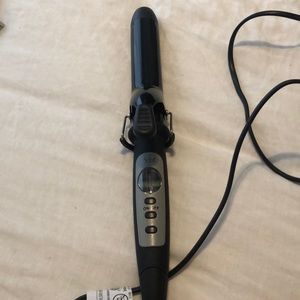Solia curling iron